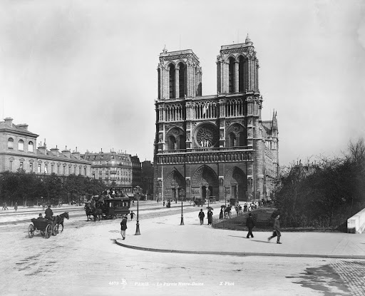 paris cathedral